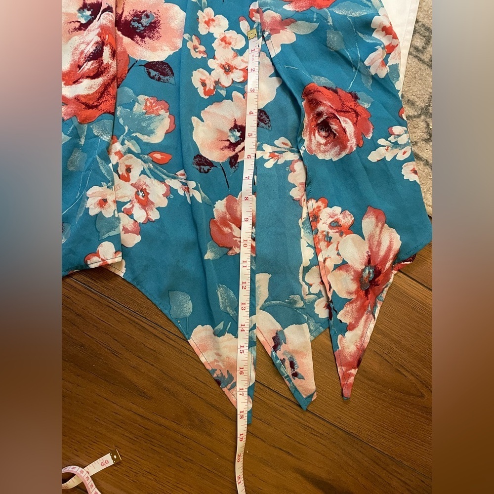 Inspired Hearts size large blue floral midi dresss - Picture 6 of 9